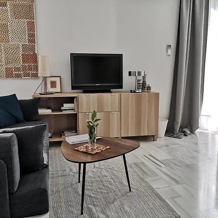 White Loft Alameda *