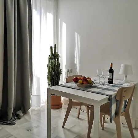White Loft Alameda Appartement *