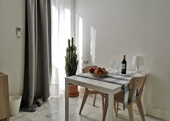 White Loft Alameda Διαμέρισμα *